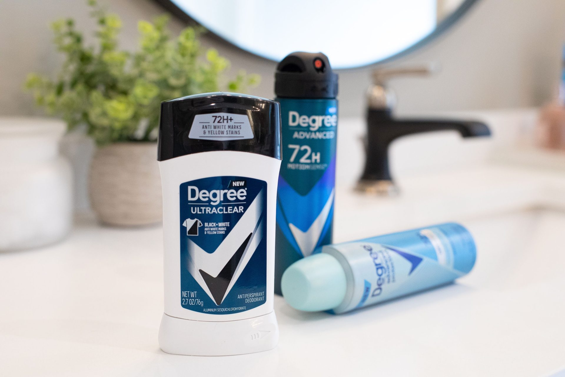 Degree Ultra Clear or Advanced Anitperspirant Deodorant Just $2.49 At Kroger (Regular Price $5.69)