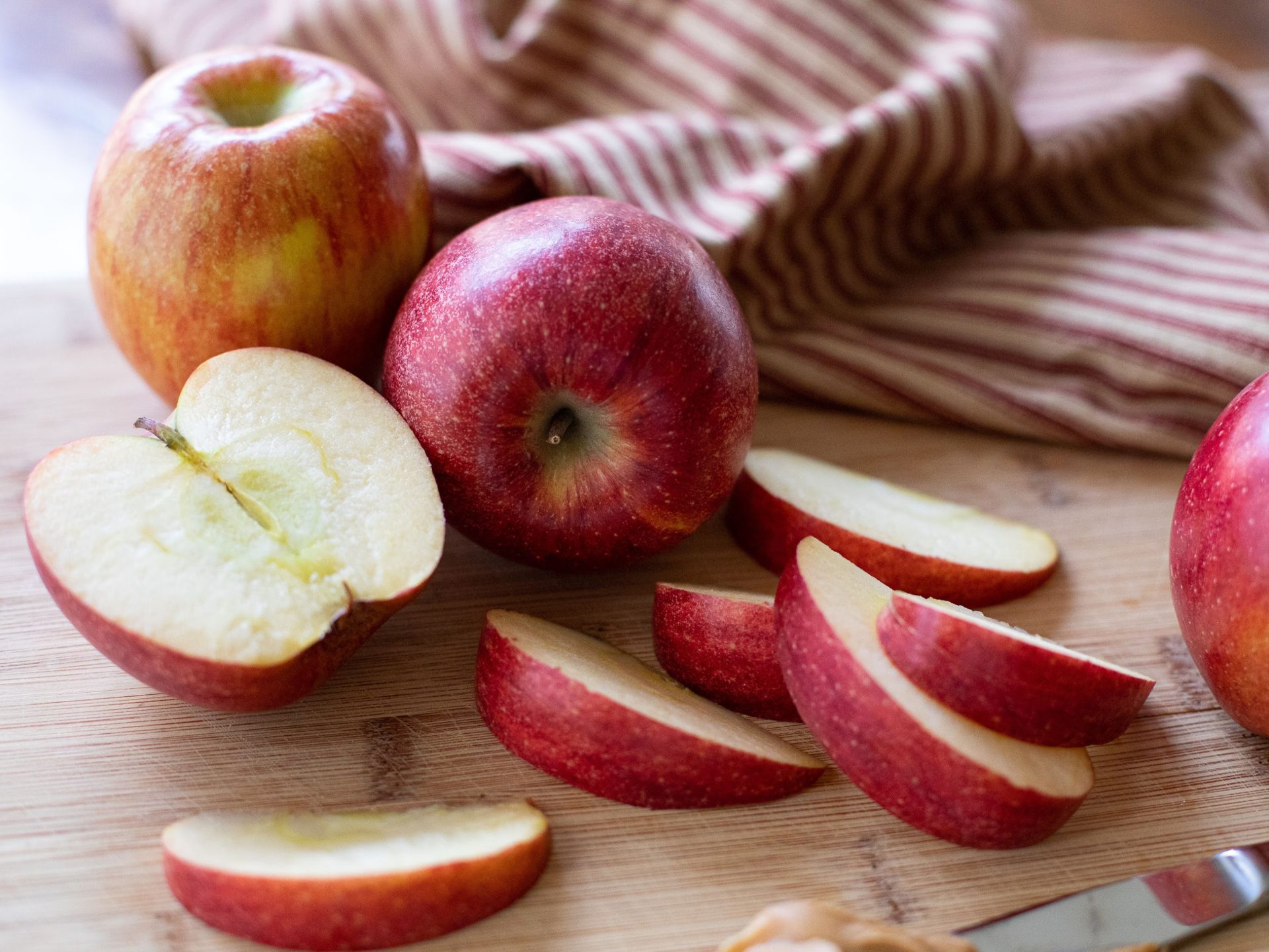 Honeycrisp Apples Just $1.88 Per Pound At Kroger