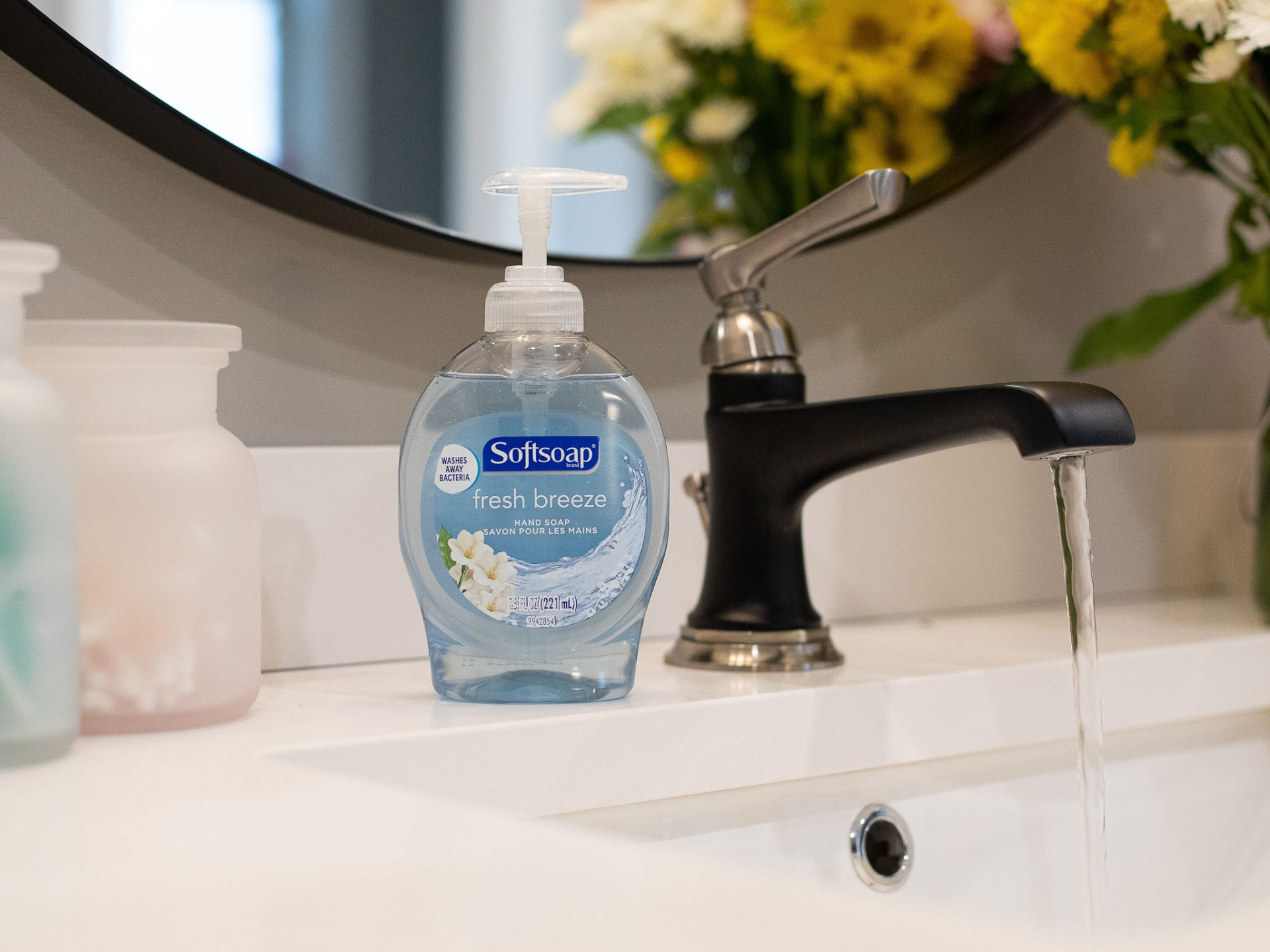 Softsoap Liquid Hand Soap Is Just 99¢ Per Bottle At Kroger