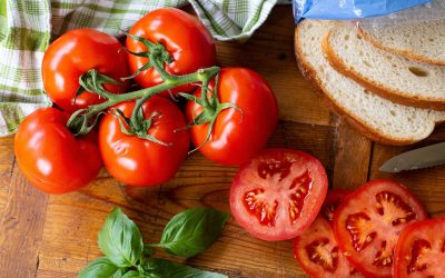 Tomatoes On The Vine Just 89¢ Per Pound At Kroger