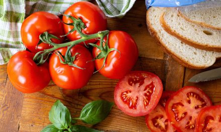 Tomatoes On The Vine Just 77¢ Per Pound At Kroger