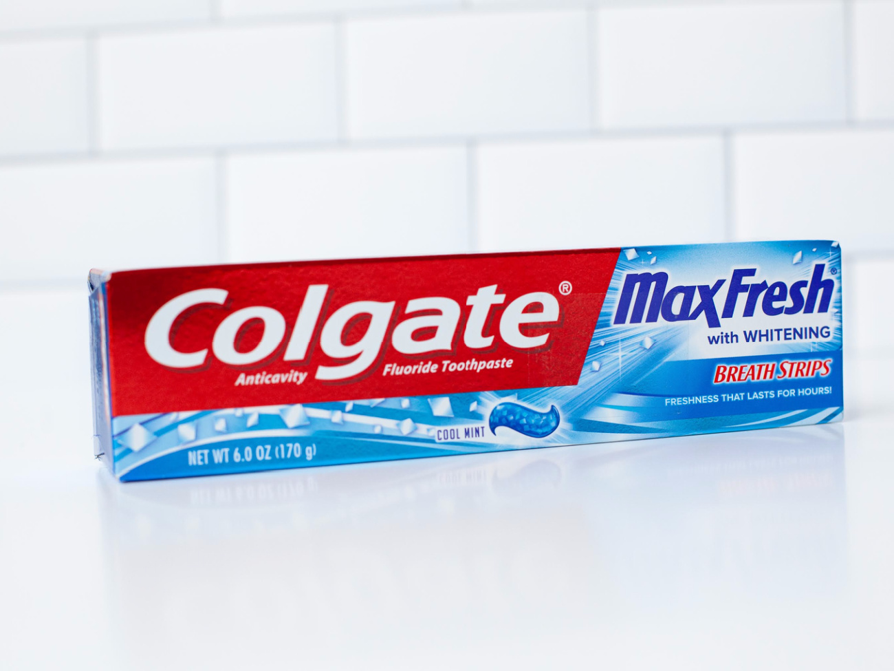 Colgate MaxFresh Toothpaste As Low As 29¢ At Kroger – Ends 12/6