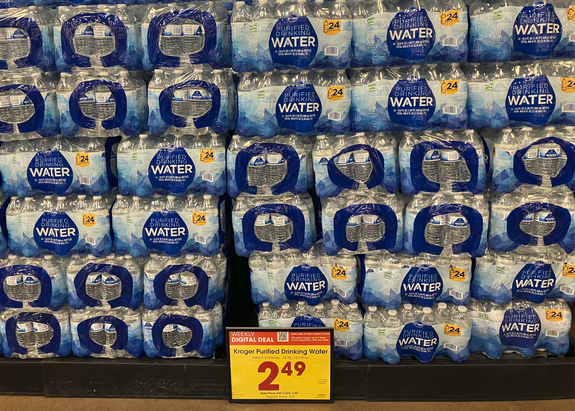 Kroger® Purified Drinking Bottled Water, 24 bottles / 16.9 fl oz - Kroger