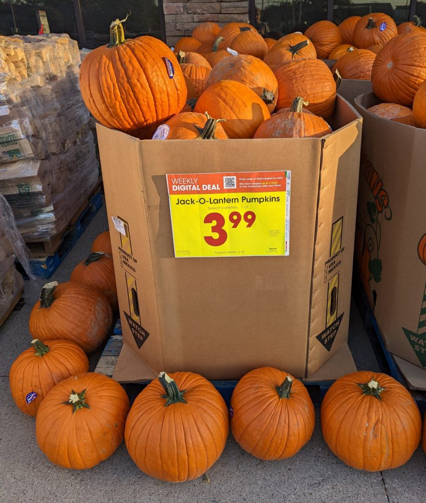 Carving Pumpkins Just $3.99 At Kroger - iHeartKroger