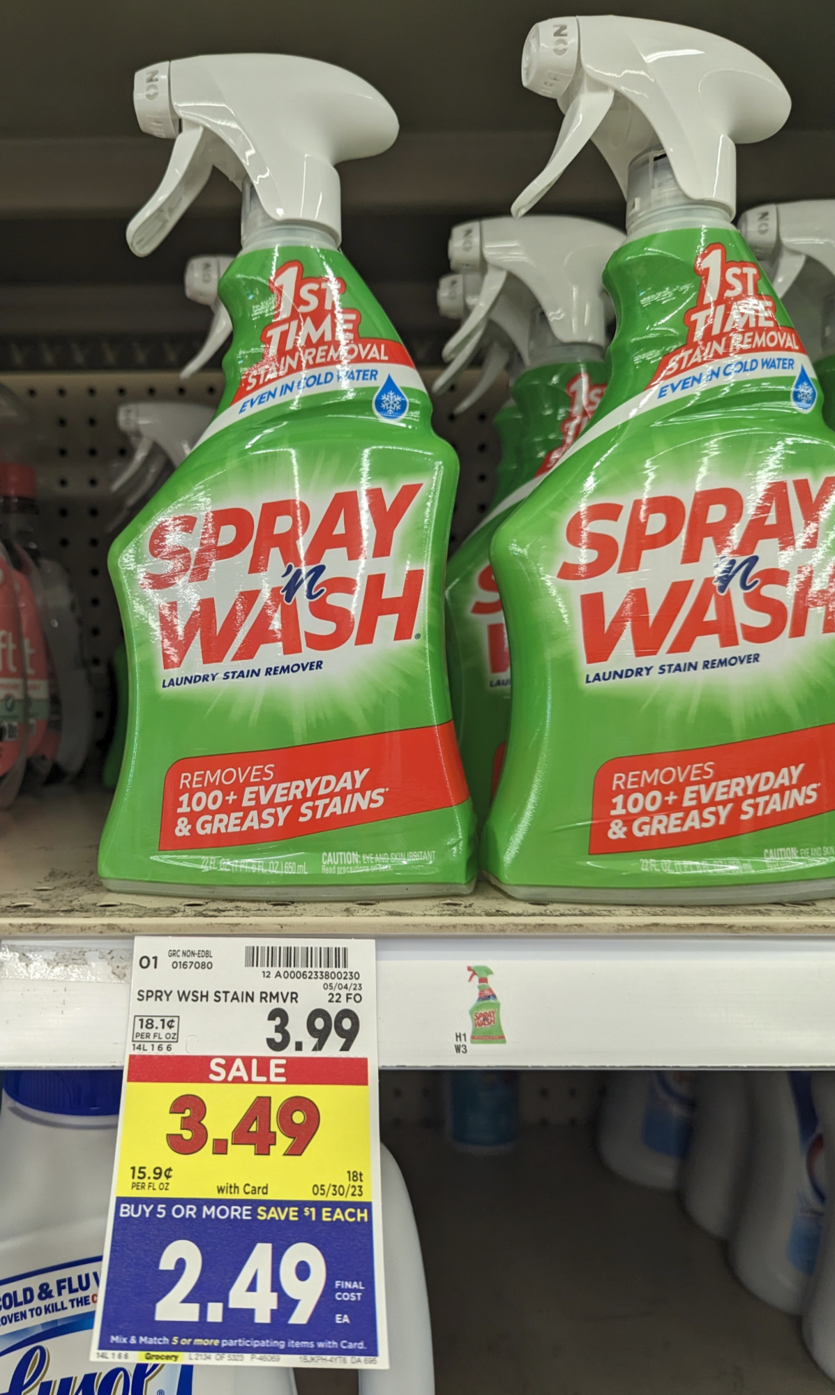 Walgreens Shoppers – $1 Spray & Wash Laundry Stain Remover!