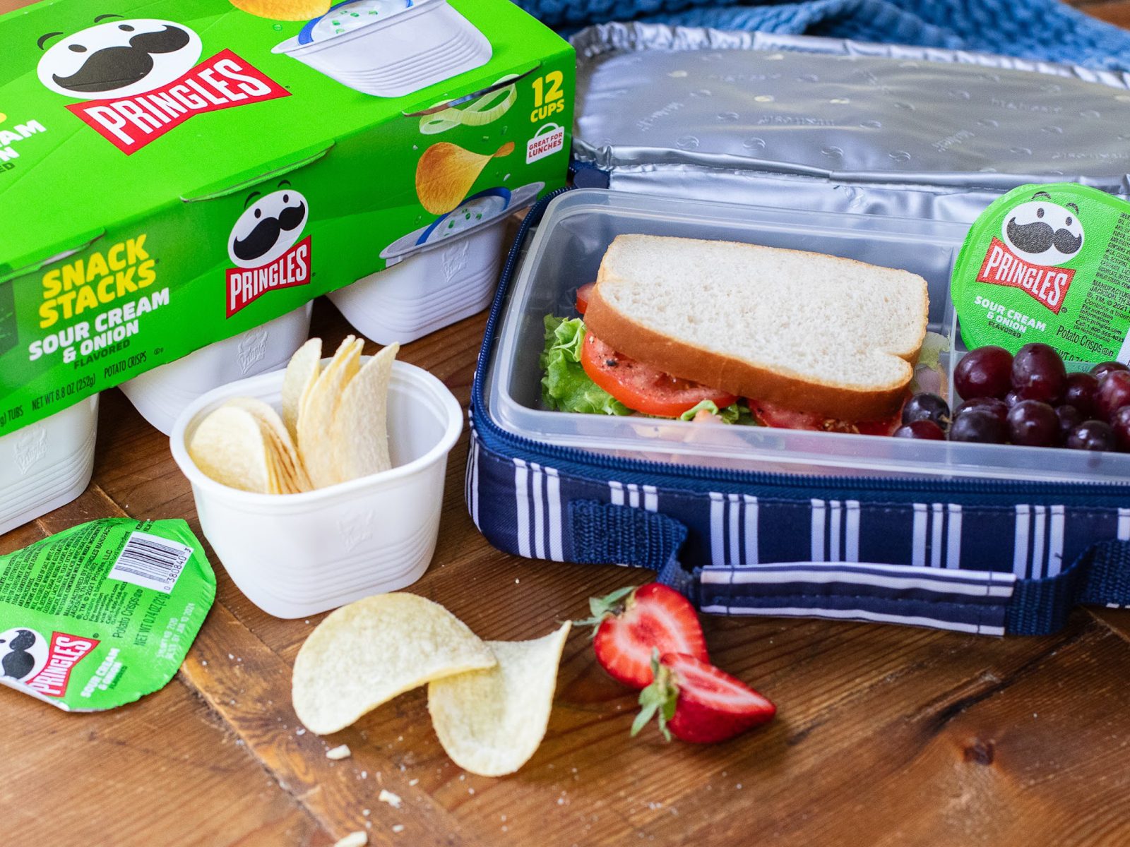 Get The Pringles Snack Stacks 12-Packs For Just $3.99 At Kroger (Regular Price $7.99)