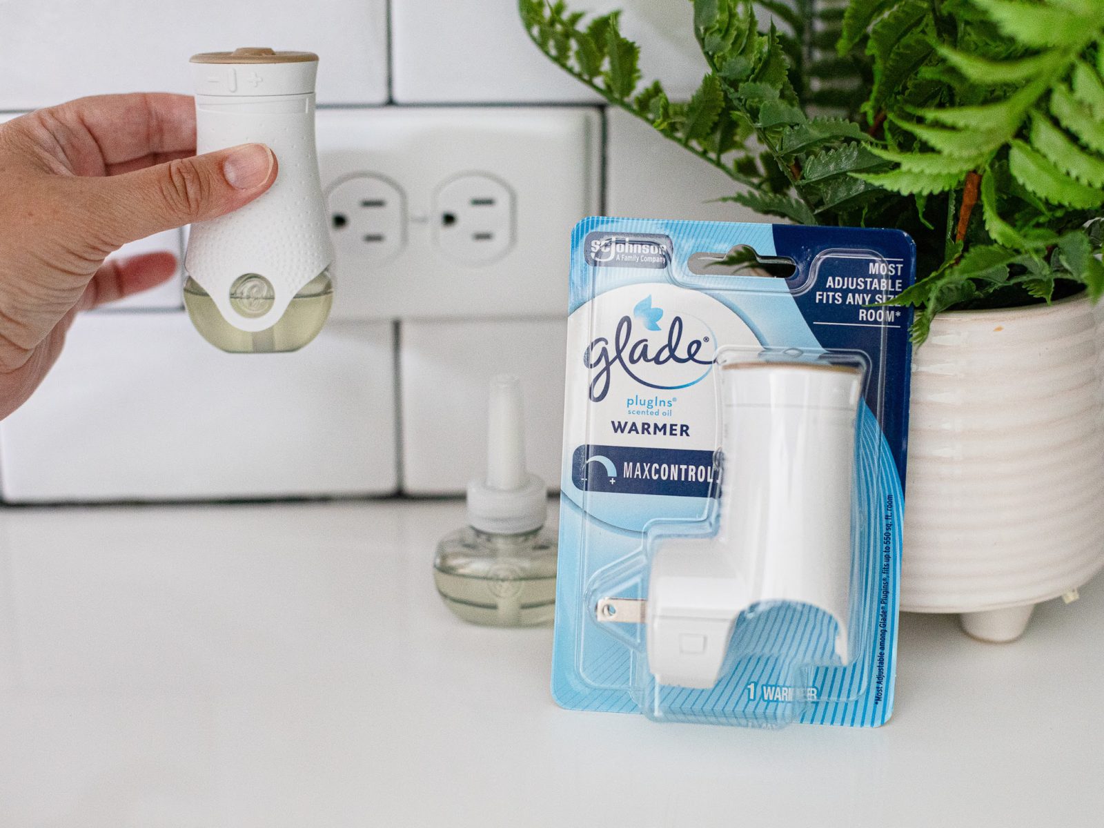 Glade Plug-Ins Scented Oil Warmer Just 51¢ At Kroger